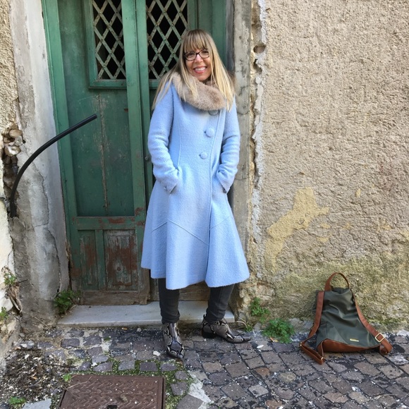 Meet your Posher, Sherry - Picture 4 of 6